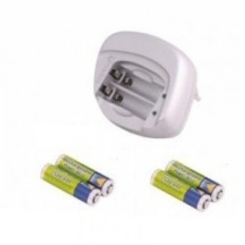 Varta 57077 Power Play Audio Fast Hızlı Şarj Cihazı  (2x1000mAh - 2x2100mAh)