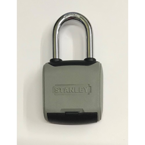 S742-088 Stanley 4 Şifreli Marine Korulamalı 70m Asma Kilit S742-088 Stanley 4 Şifreli Marine Korulamalı 70m Asma Kilit